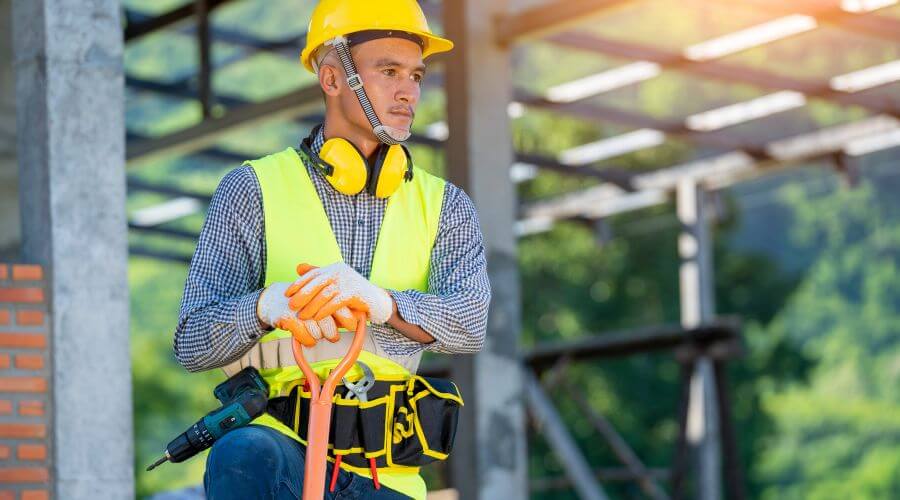 Professional gutter cleaning in Elkins, AR